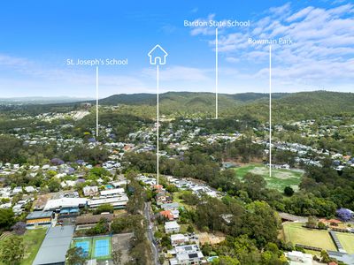 16 Cecil Road, Bardon