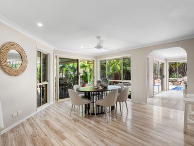 17 Oakmont Crescent, Albany Creek