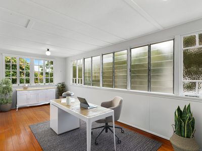 16 Cecil Road, Bardon