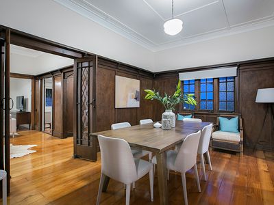 16 Cecil Road, Bardon