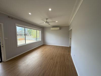 50 Brolgan Road, Parkes