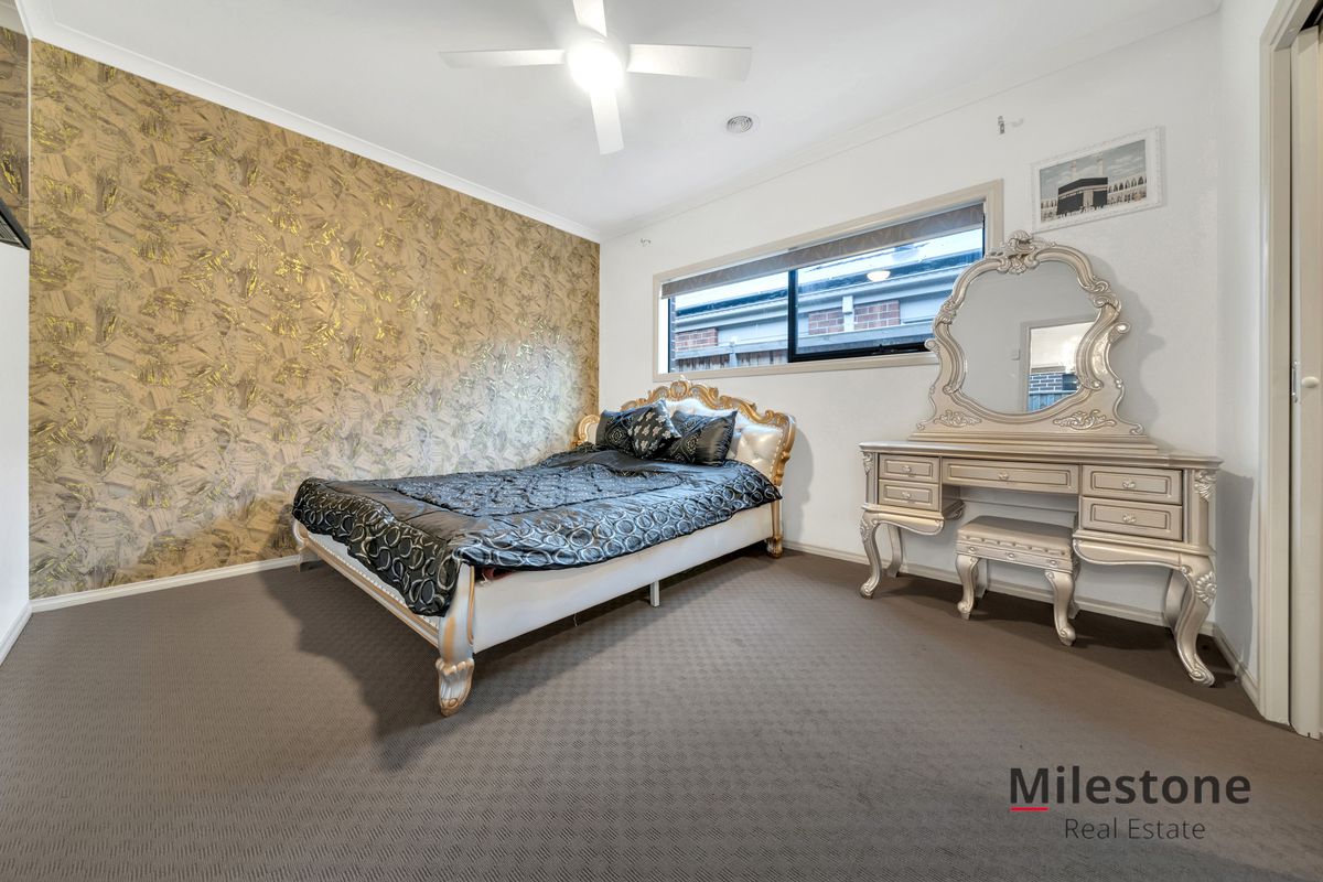 27 Cortajalla Avenue, Clyde North