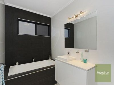 4 Wateredge Cove, Douglas