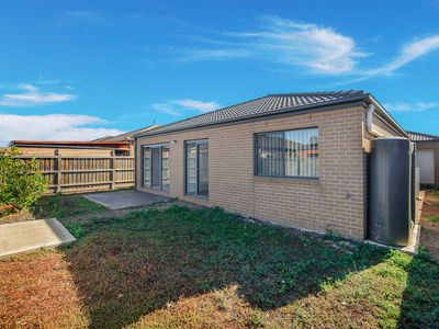 13 Peroomba Drive, Point Cook