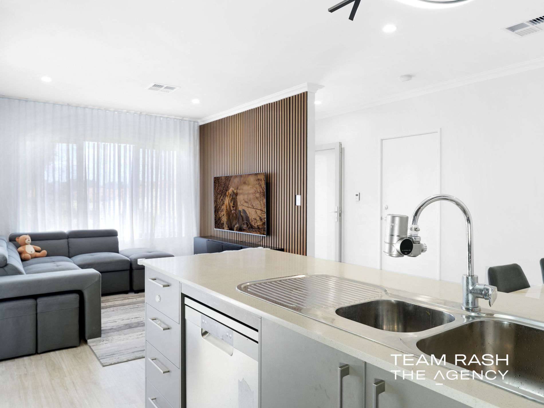 41A Halland Way, Westminster