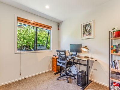 59 Sunningdale Drive, Stoke