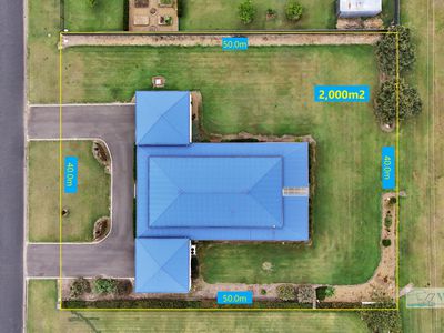 8 WALLUM STREET, Woodgate