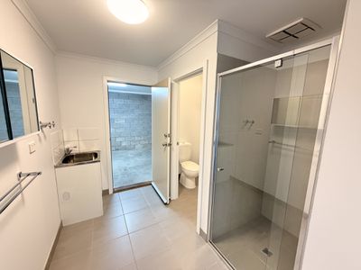 1 / 2 Mimosa Street, Newcomb