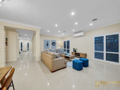 6 Wattle Grove, Point Cook
