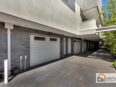 2 / 5 Winifred Street, Essendon