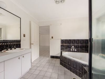 56 Rumsey Drive, Raceview