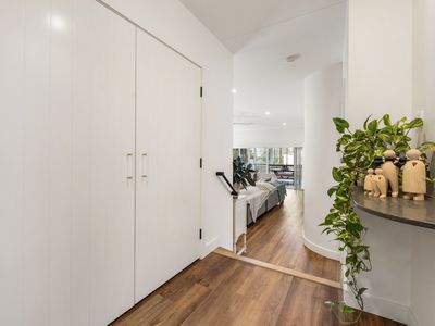 68 East Street, Redwood