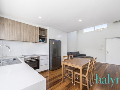 8 / 125 Fairway, Crawley