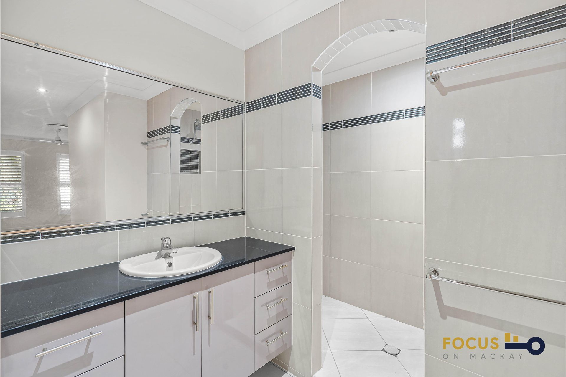 6 Chantilly Court, Glenella