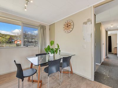 24 Hunt Terrace, Wakefield