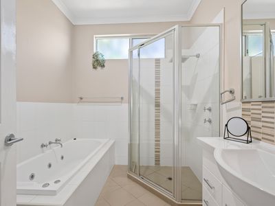 98 Ward Street, Lamington