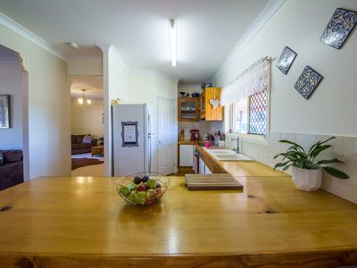 8 Macaulay Drive, Kingaroy
