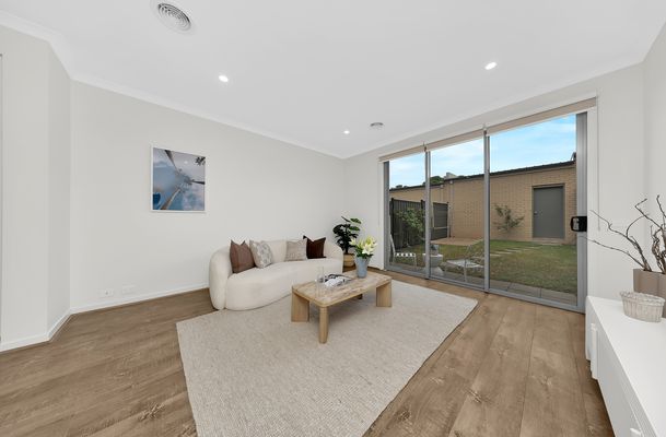6 Ely Walk, Craigieburn