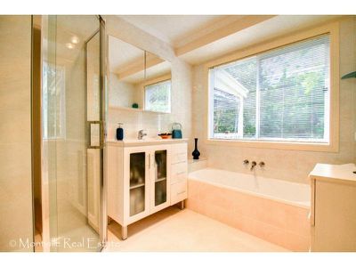 18 Hoffman Close, Montville