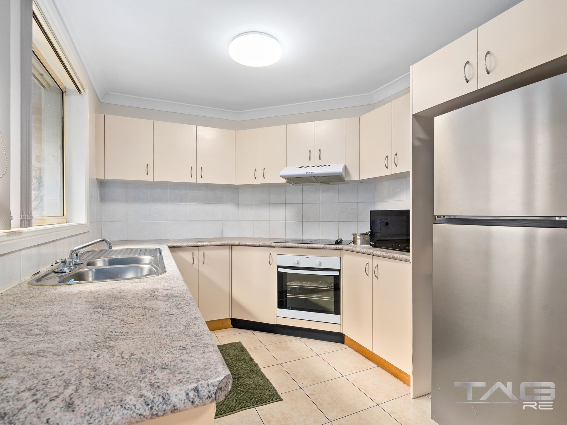 4 / 45-47 Amos Street, Westmead