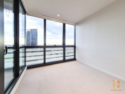 1204S / 889 Collins Street, Docklands