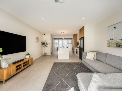 31 Lomandra Avenue, Glenside