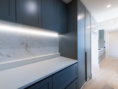 5 / 2 Lady Nelson Place, Red Hill