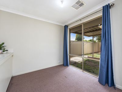 8 / 7 Sepia Court, Rockingham
