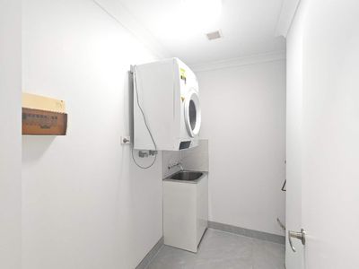 7 / 2 Eddy Road, Chatswood