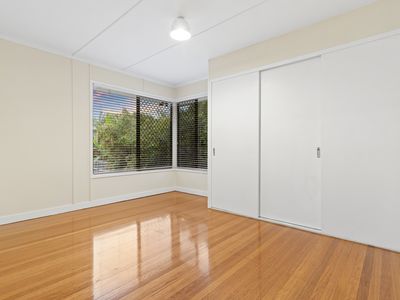 10 Yulan Street, Inala