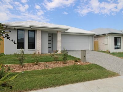 61 Waratah Cct, Greenbank