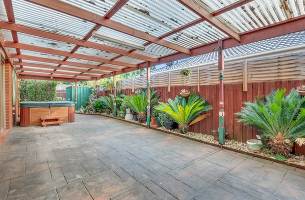 6 Hydra Court, Roxburgh Park