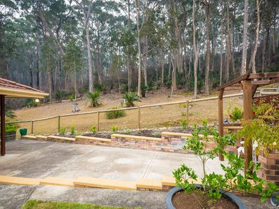 24 Fishermans Crescent, North Narooma