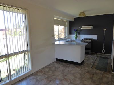 33 Mclaren Place, Ingleburn