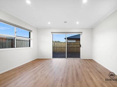 1 Rockdale Road, Clyde North