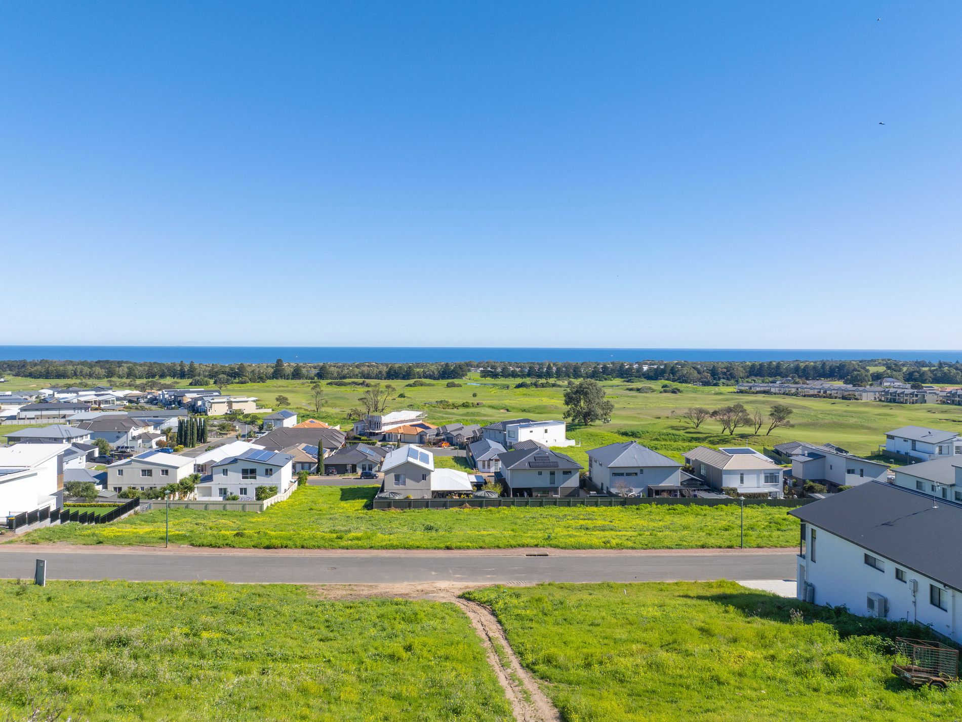 17 Cherry Hills Crescent, Normanville