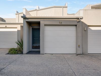 10 Waterford Circuit, Lightsview