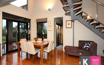 10 North Hidden Valley Circuit, Beaconsfield