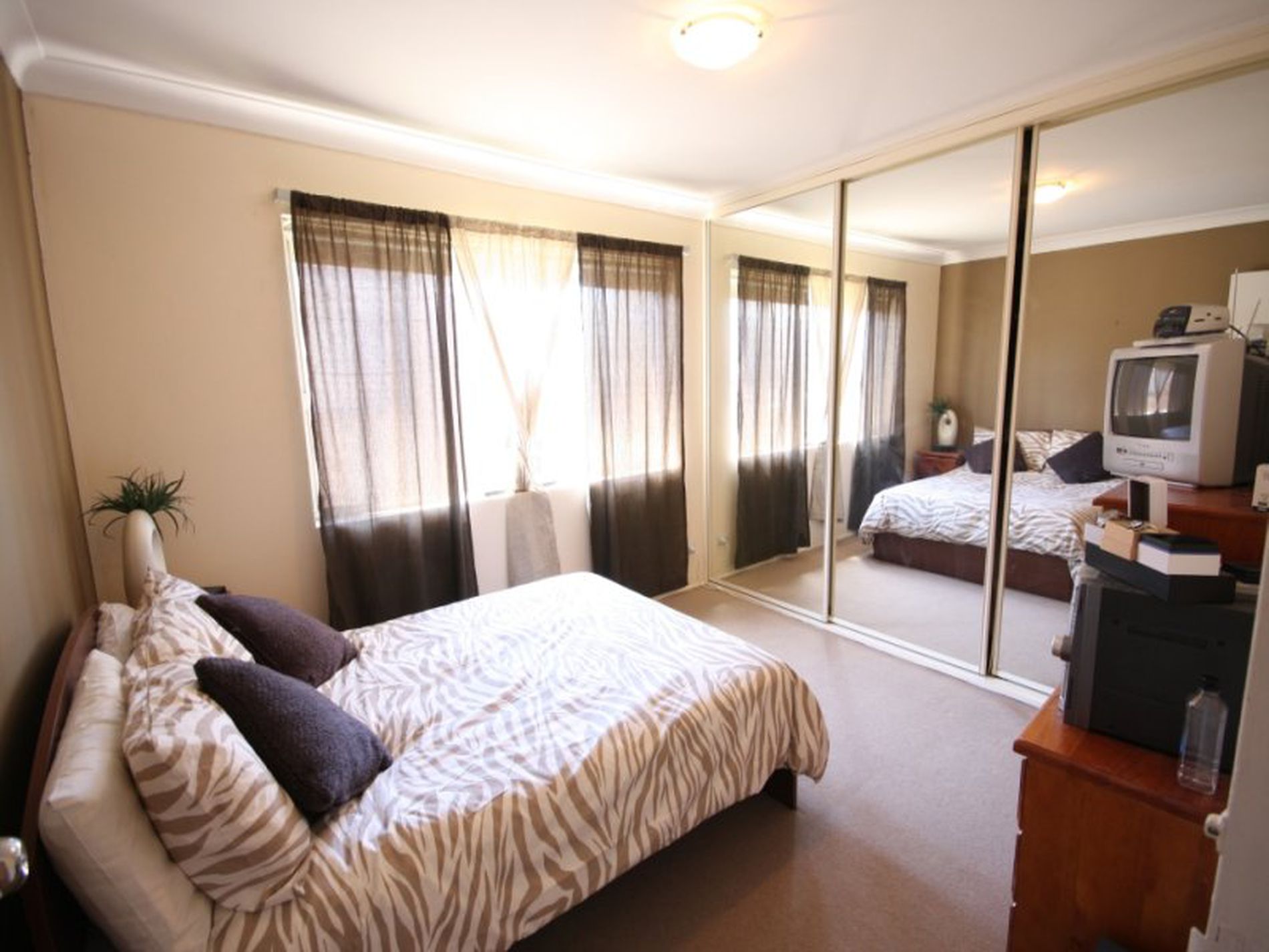 12 / 82 Mascot Drive, Eastlakes
