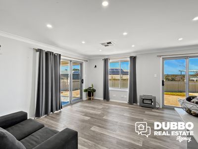 6 Isaac Court, Dubbo