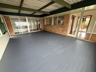 115 The Parkway, Bradbury