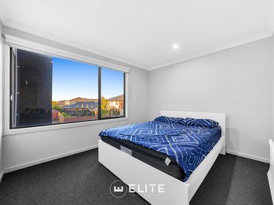 35 Graziers Crescent, Clyde North