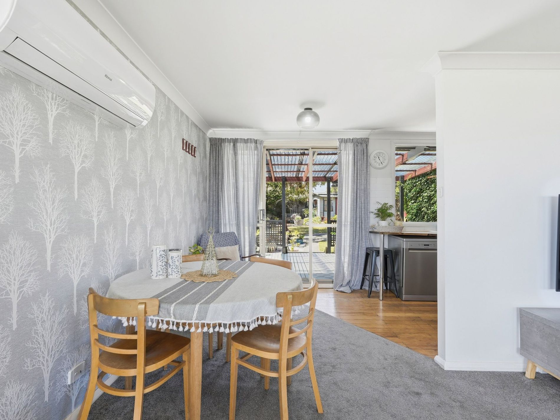 49 Bay Road, Midway Point