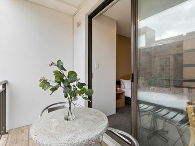 601 / 12 Victoria Avenue, Perth