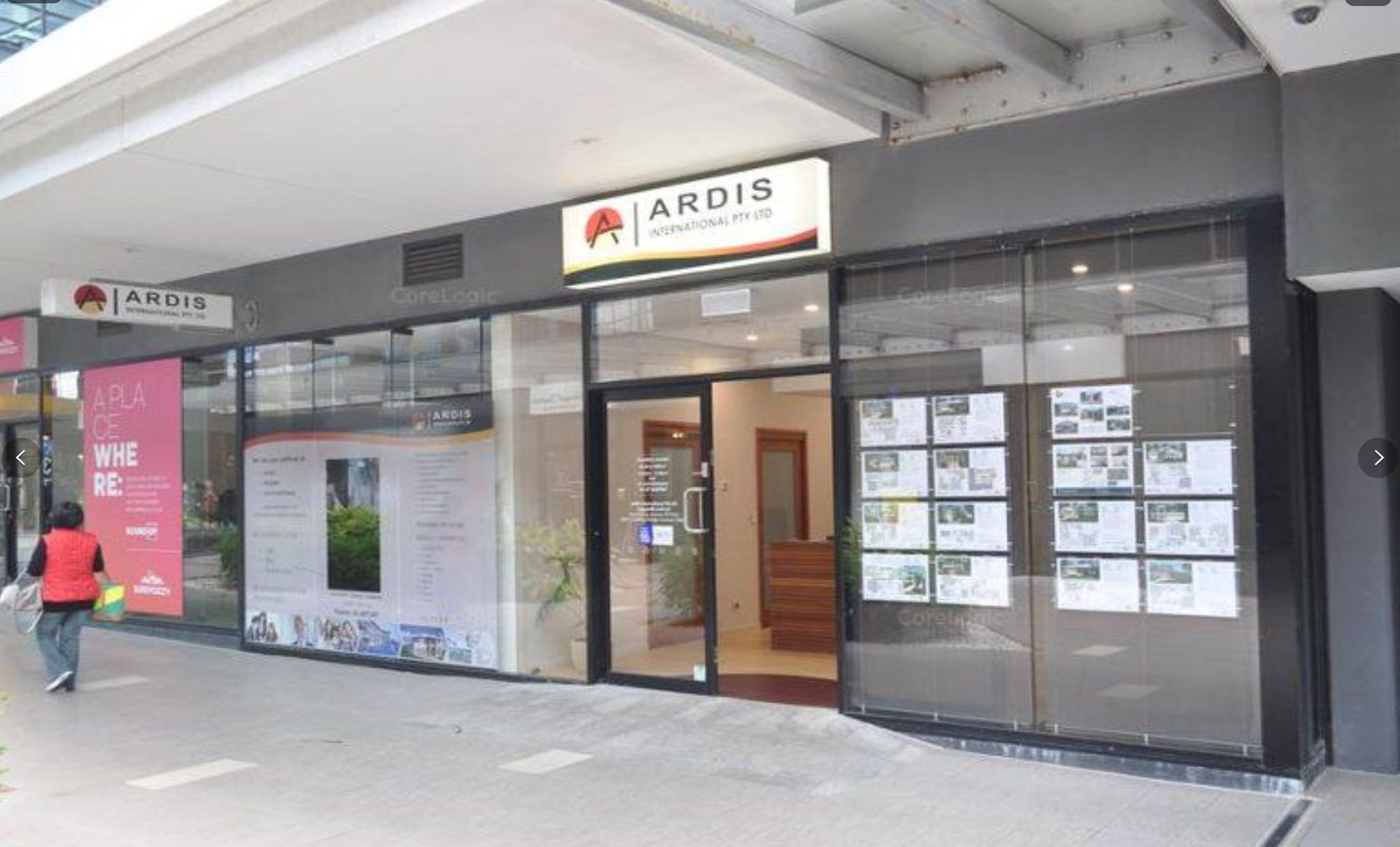 3012 / 27 Garden Street, Southport