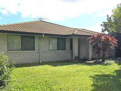 37 Shawnee Crescent, Pimpama