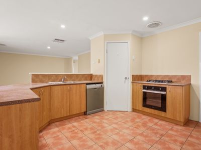 13 Valheru Avenue, Rockingham