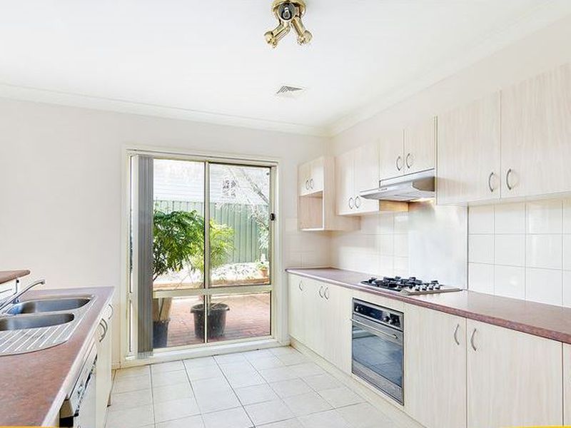10 Rothwell Circuit, Glenwood