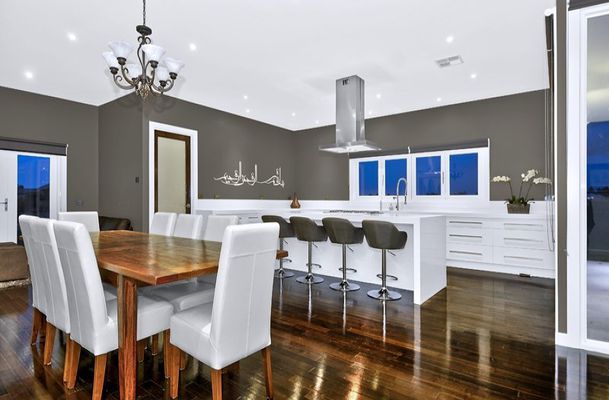 11 The Ridge, Oaklands Junction