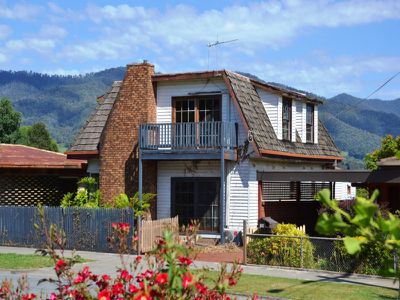 79 Lakeside Avenue, Mount Beauty